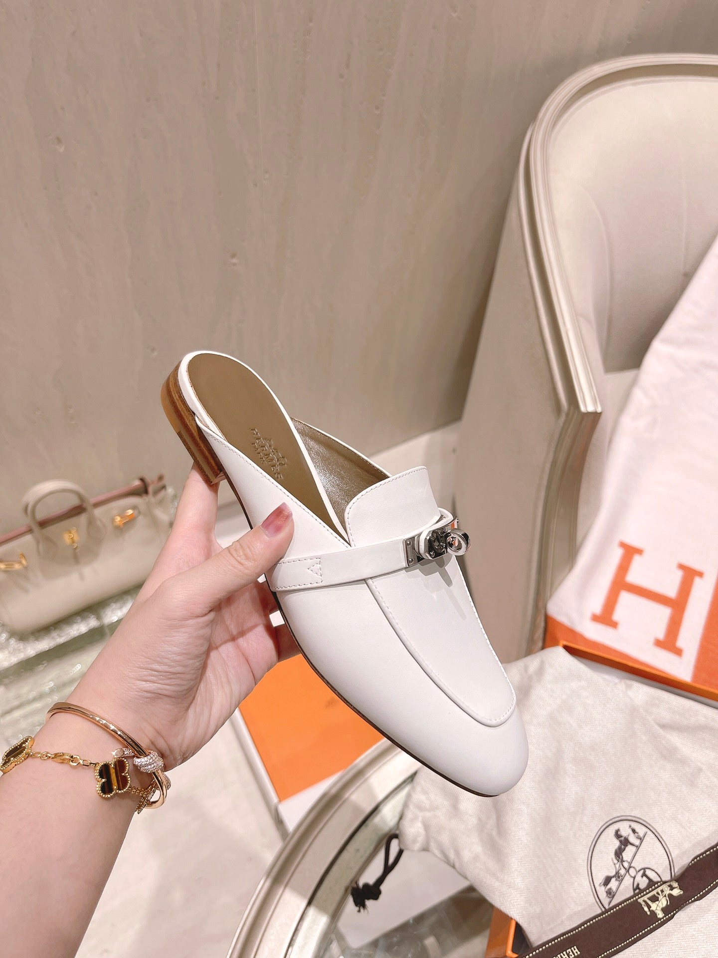 Luxury Shoes - Top QualityS - 639