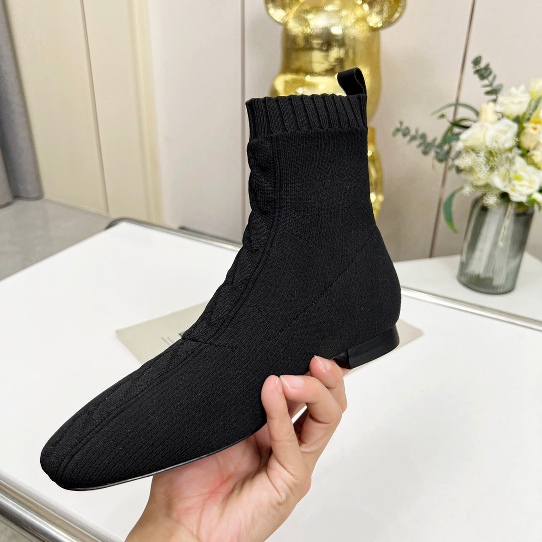 Luxury Shoes - Top QualityS - 560