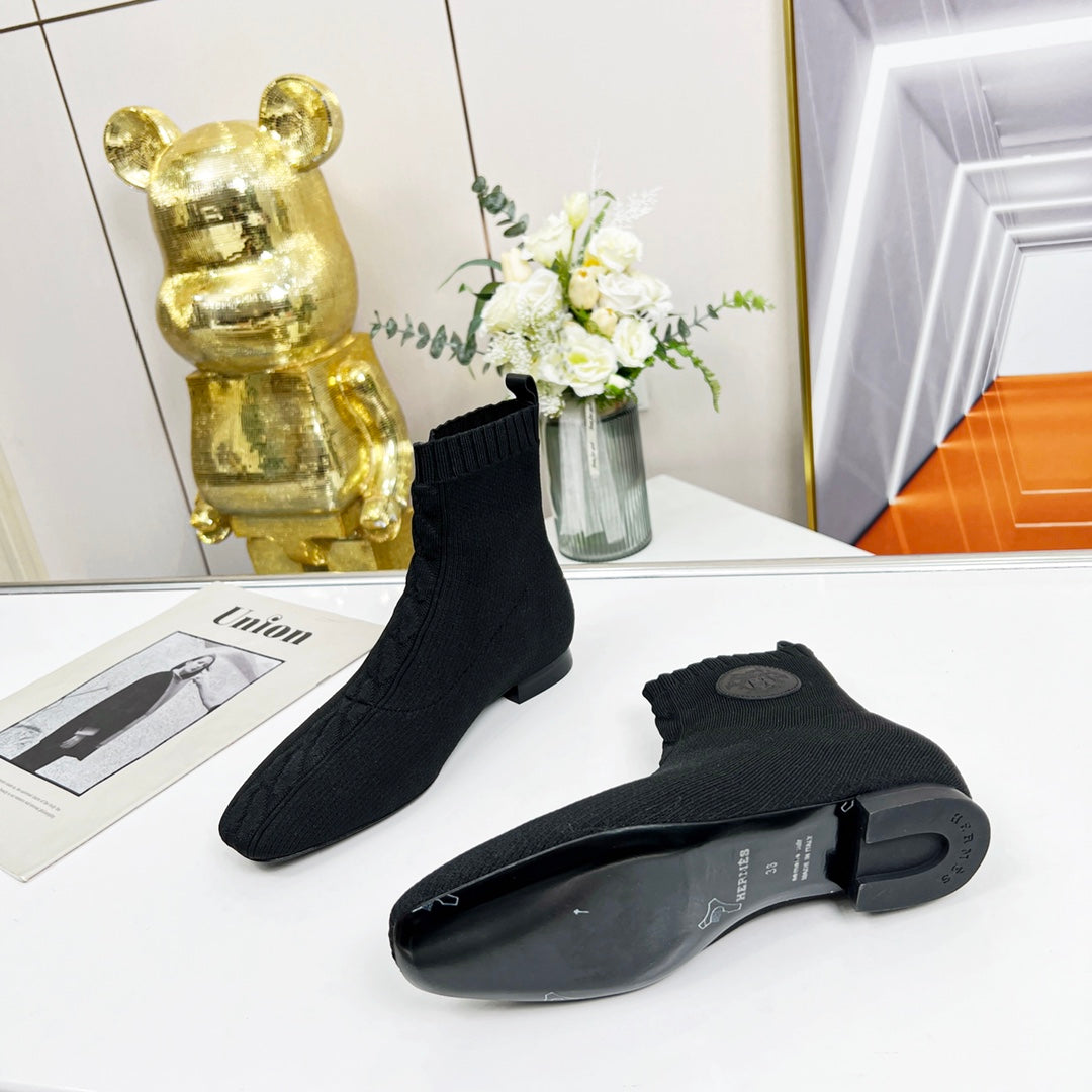 Luxury Shoes - Top QualityS - 560