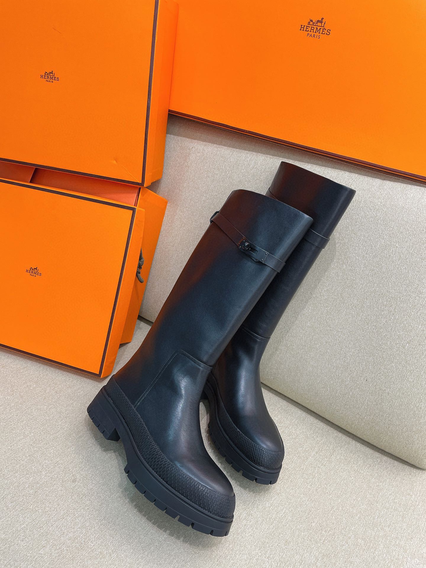 Luxury Shoes - Top QualityS - 573