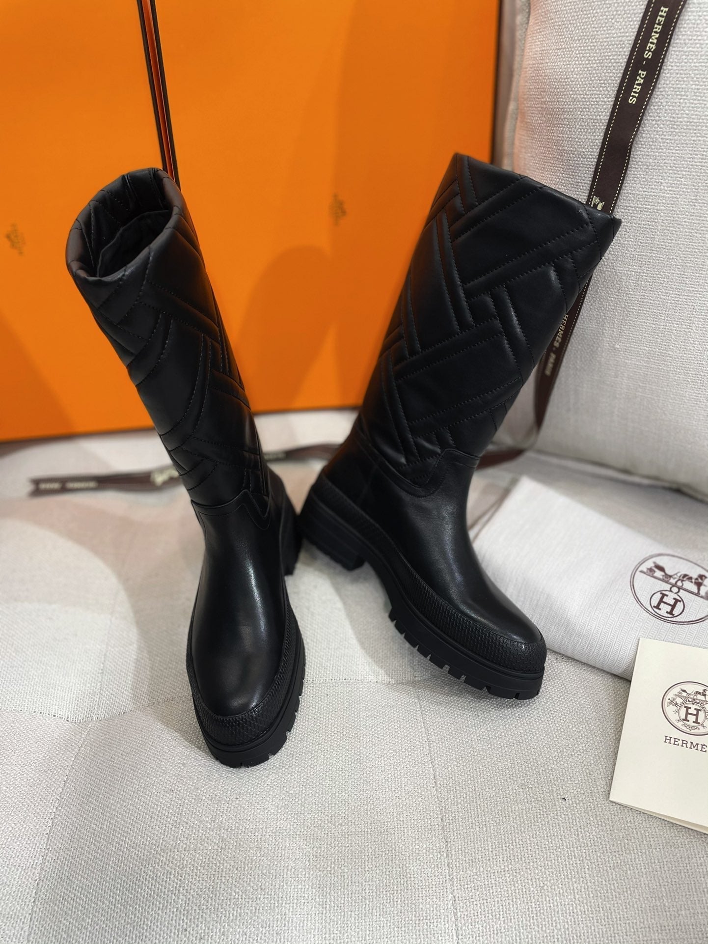 Luxury Shoes - Top QualityS - 570