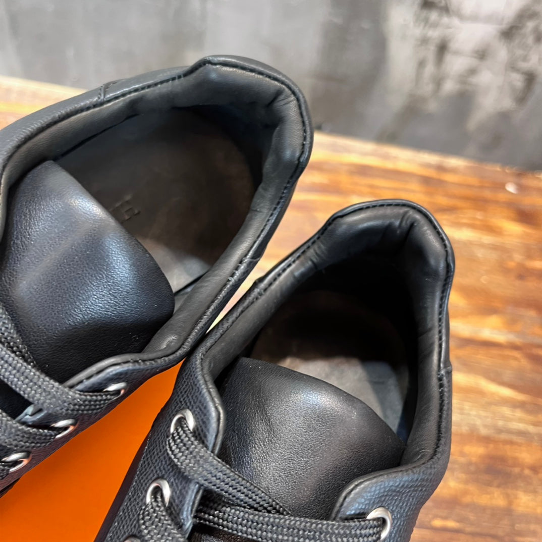 Luxury Shoes - Top QualityS - 385