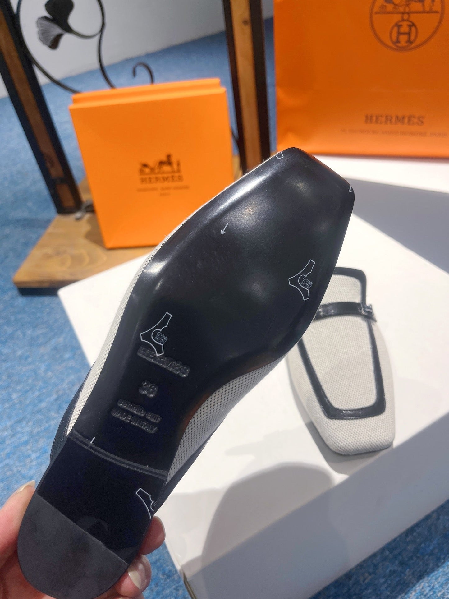 Luxury Shoes - Top QualityS - 332