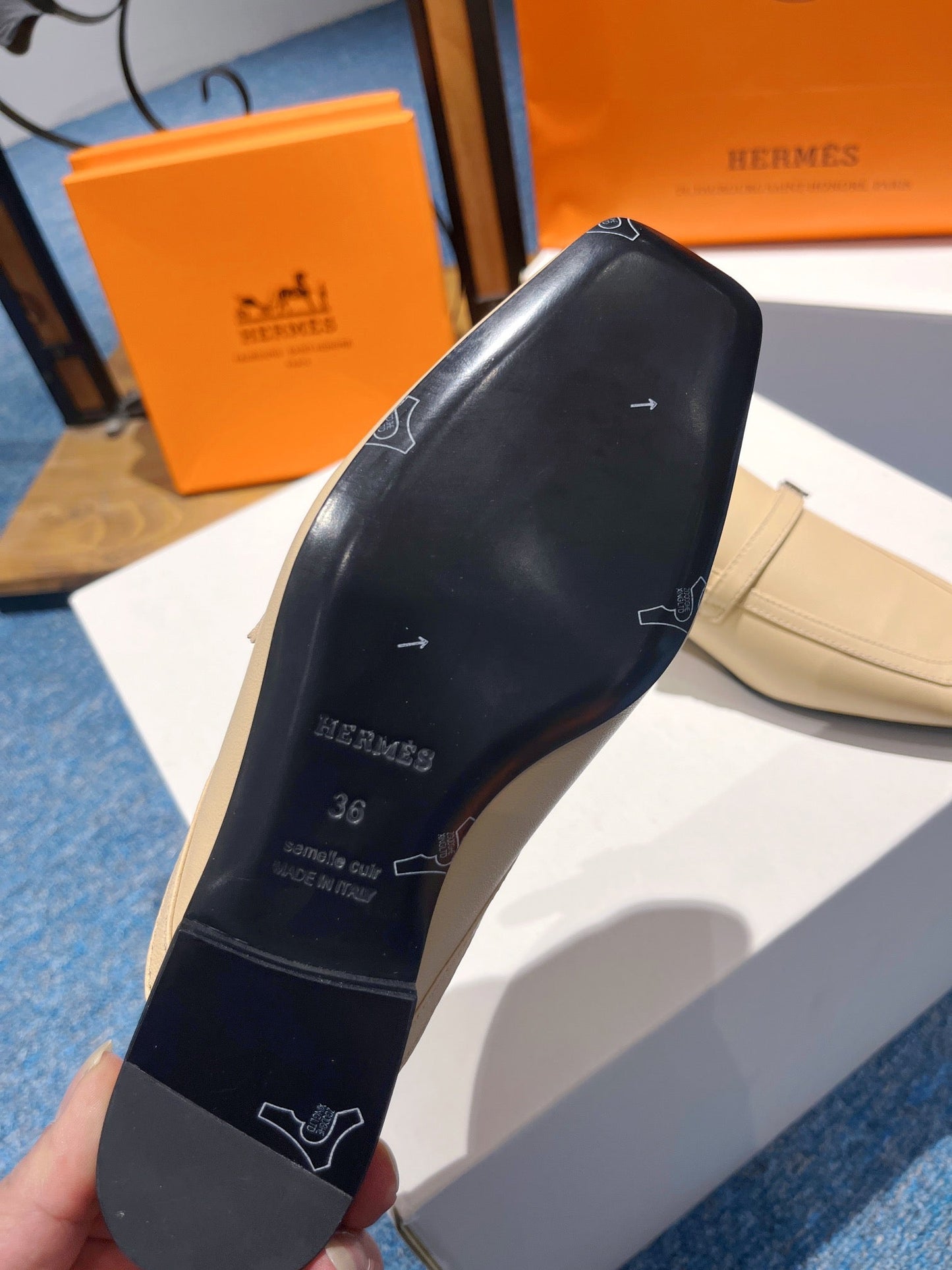 Luxury Shoes - Top QualityS - 331