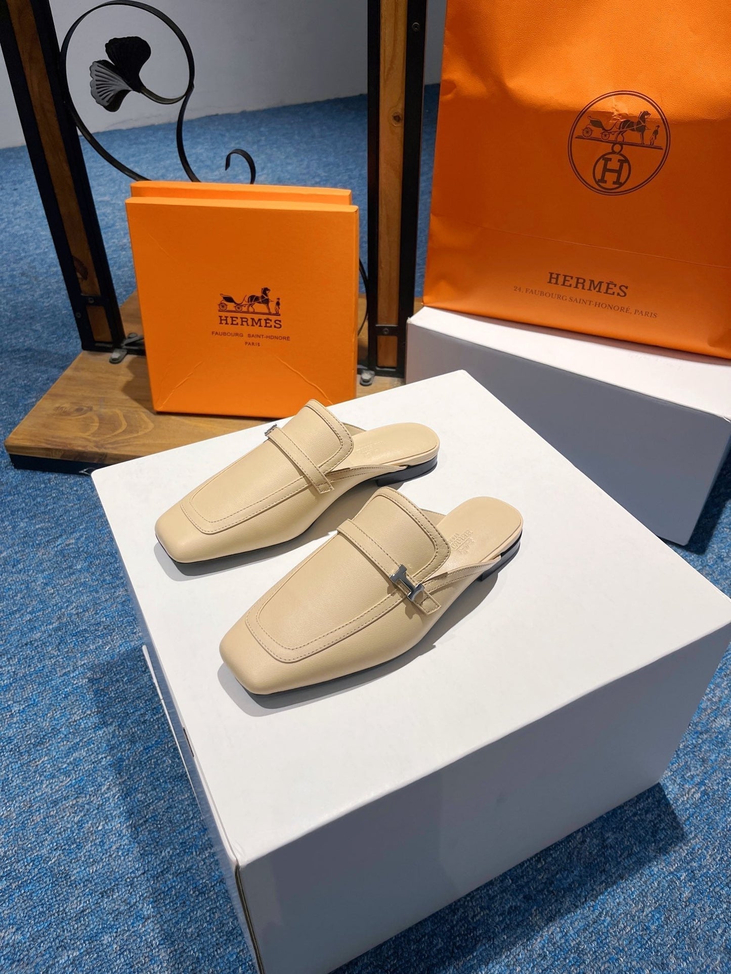 Luxury Shoes - Top QualityS - 331
