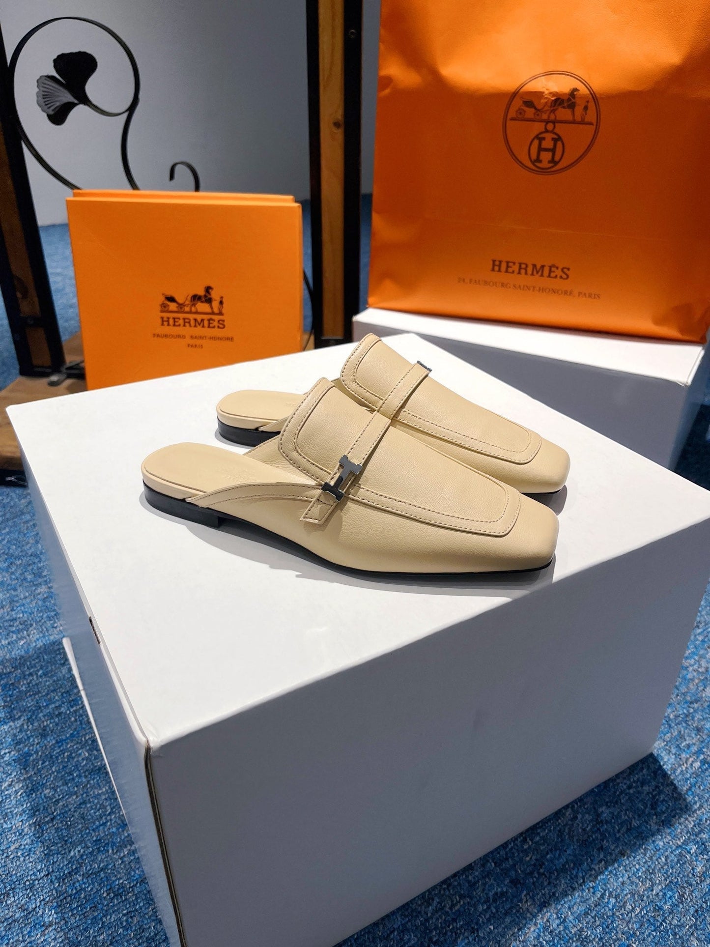 Luxury Shoes - Top QualityS - 331