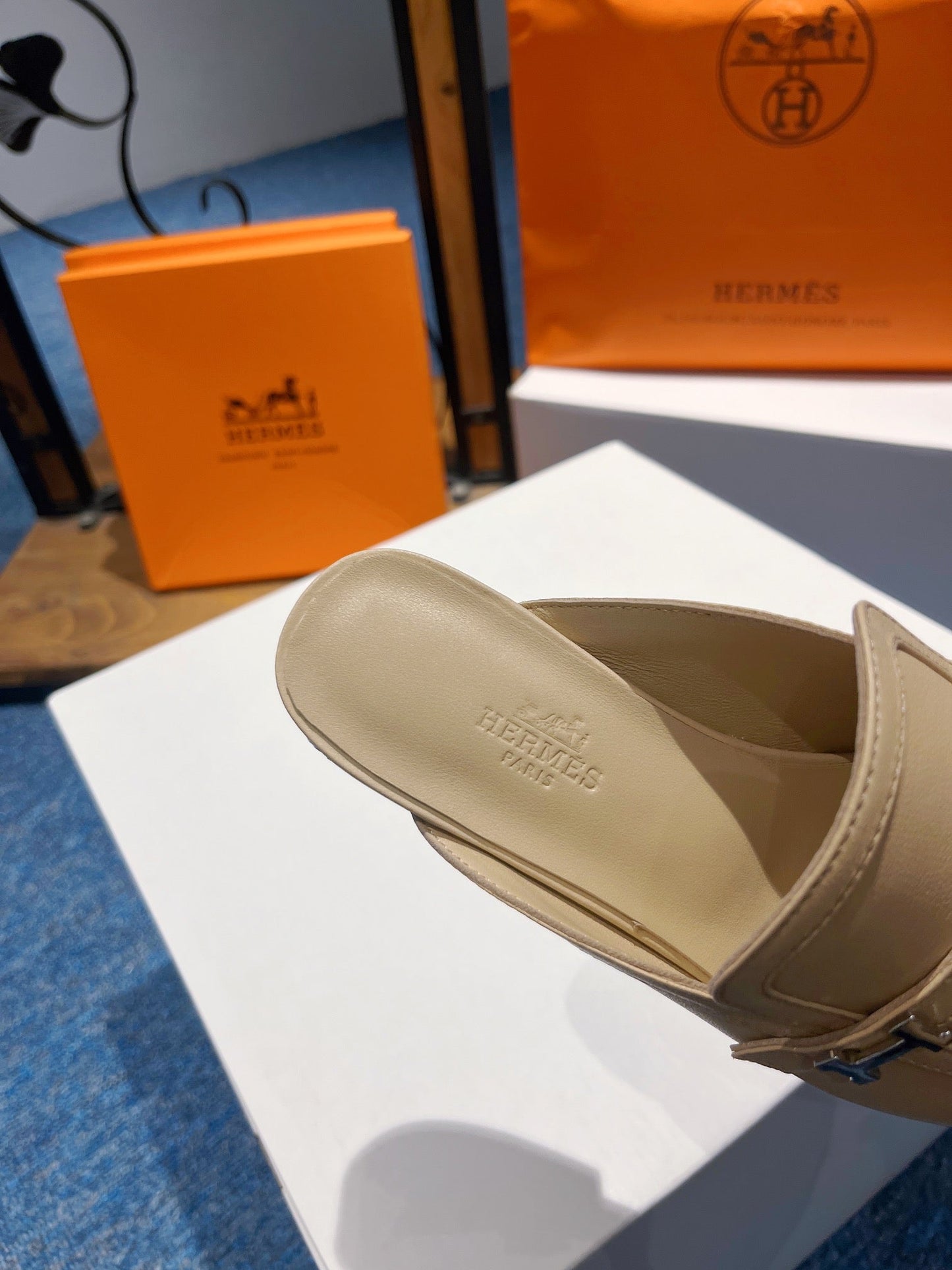 Luxury Shoes - Top QualityS - 331