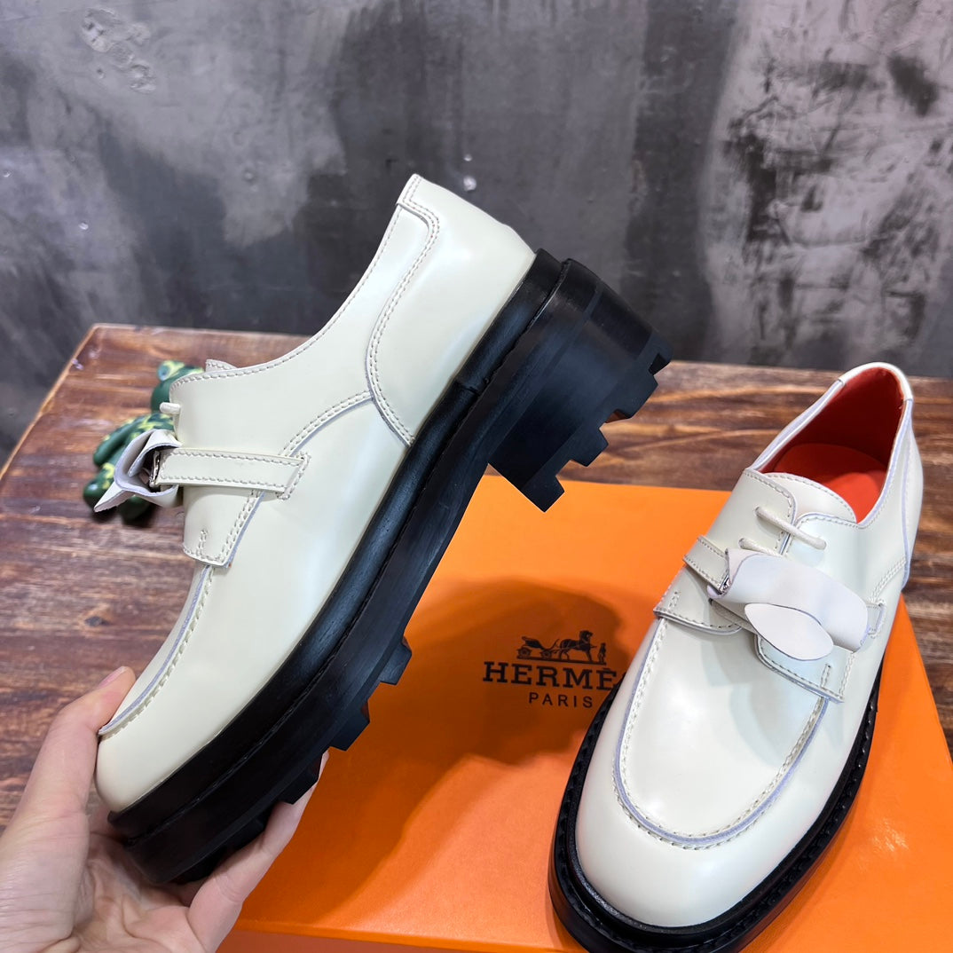 Luxury Shoes - Top QualityS - 335
