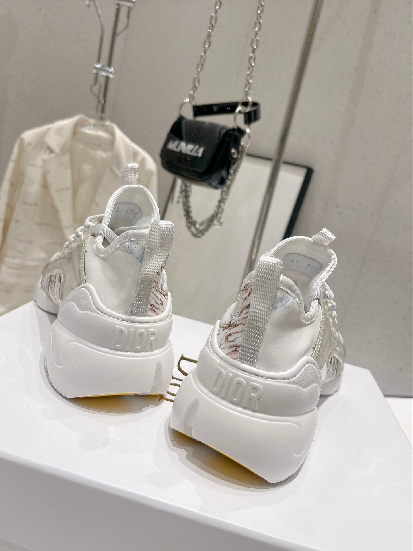 Luxury Shoes - Top QualityR - 590