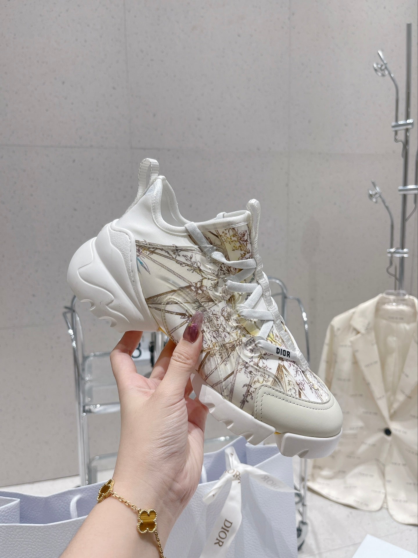 Luxury Shoes - Top QualityR - 590
