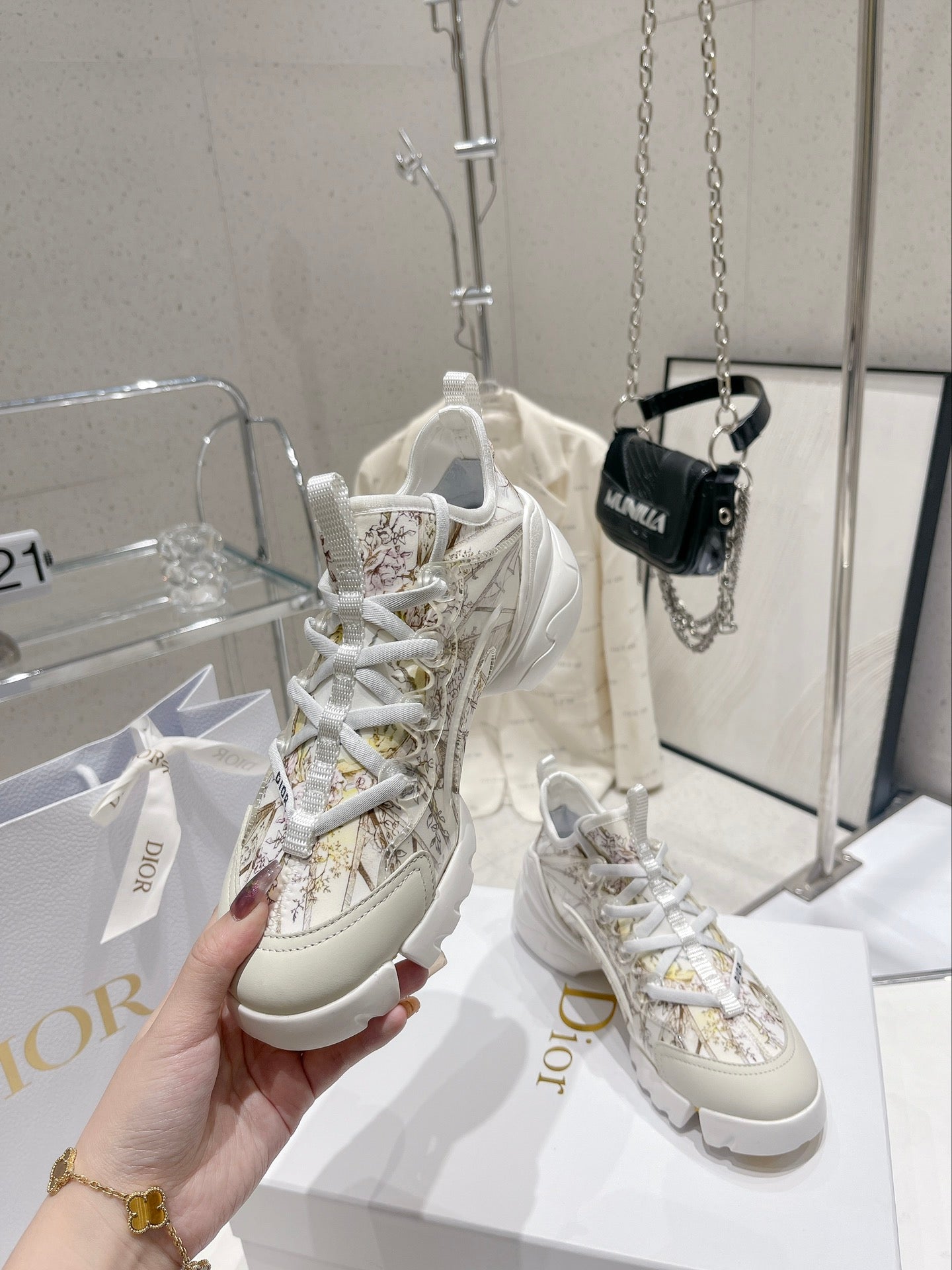 Luxury Shoes - Top QualityR - 590
