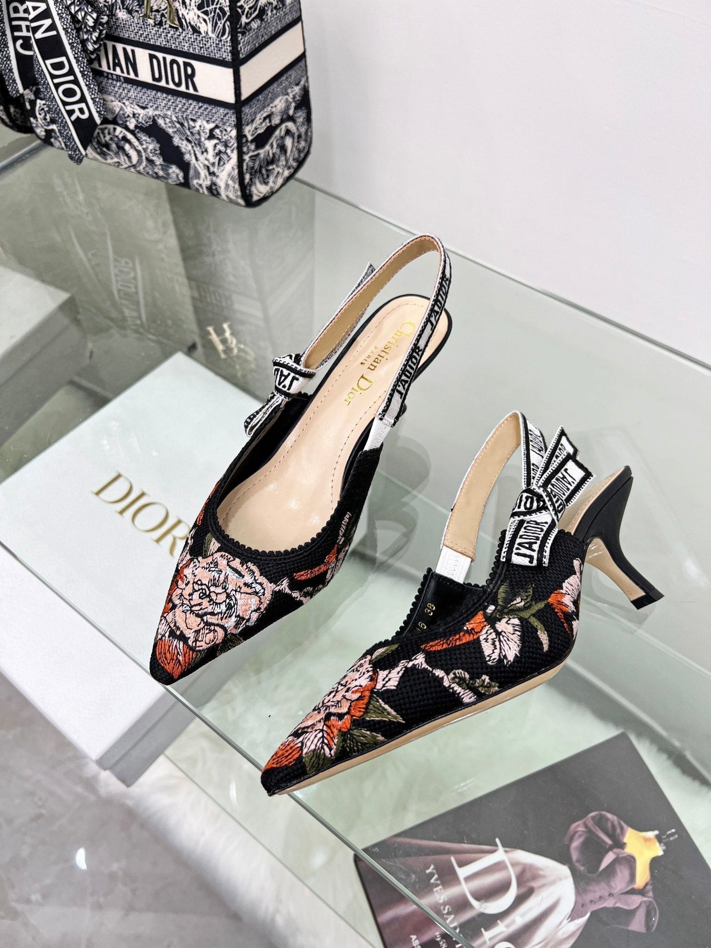 Luxury Shoes - Top QualityR - 423