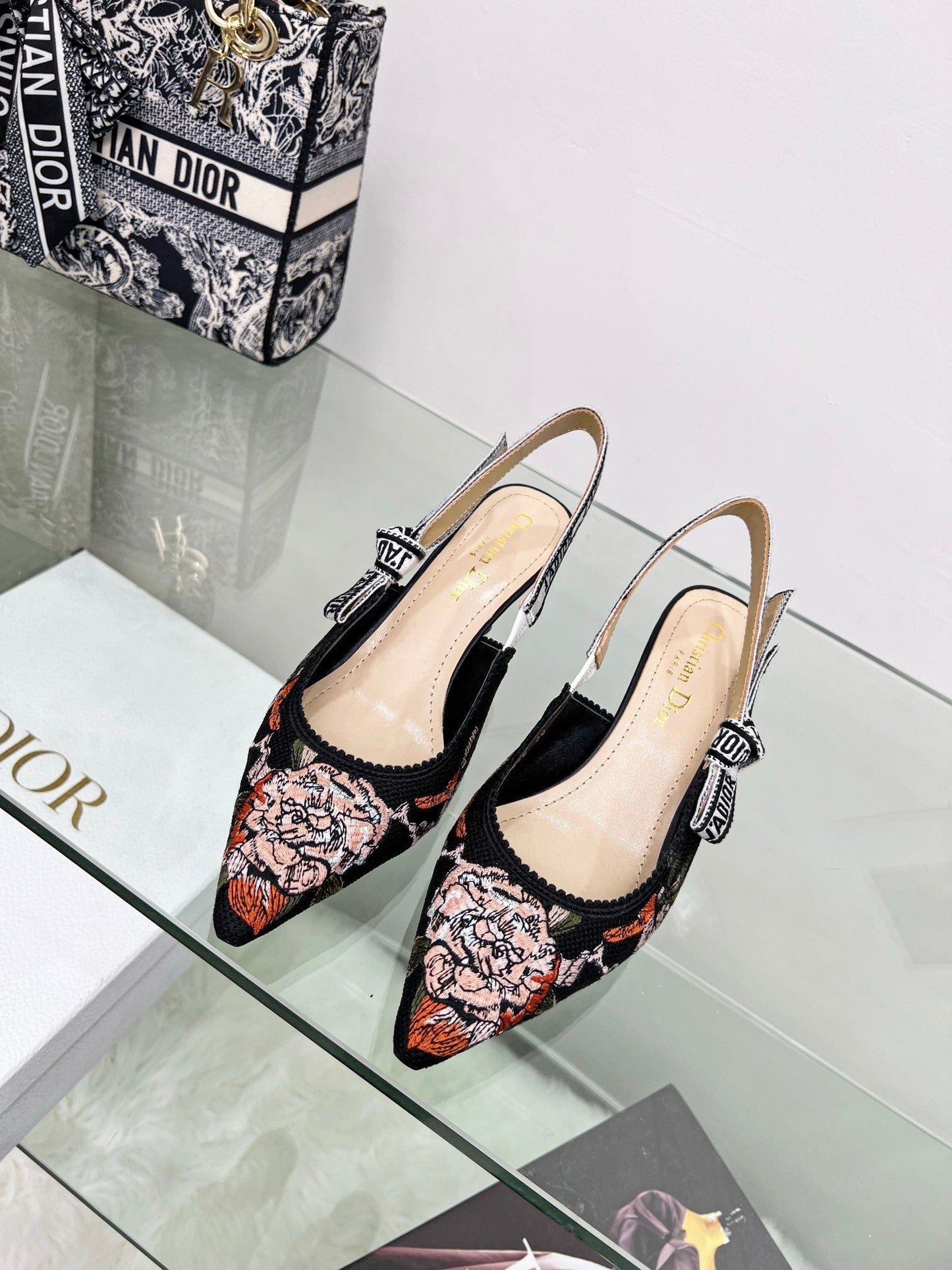 Luxury Shoes - Top QualityR - 423