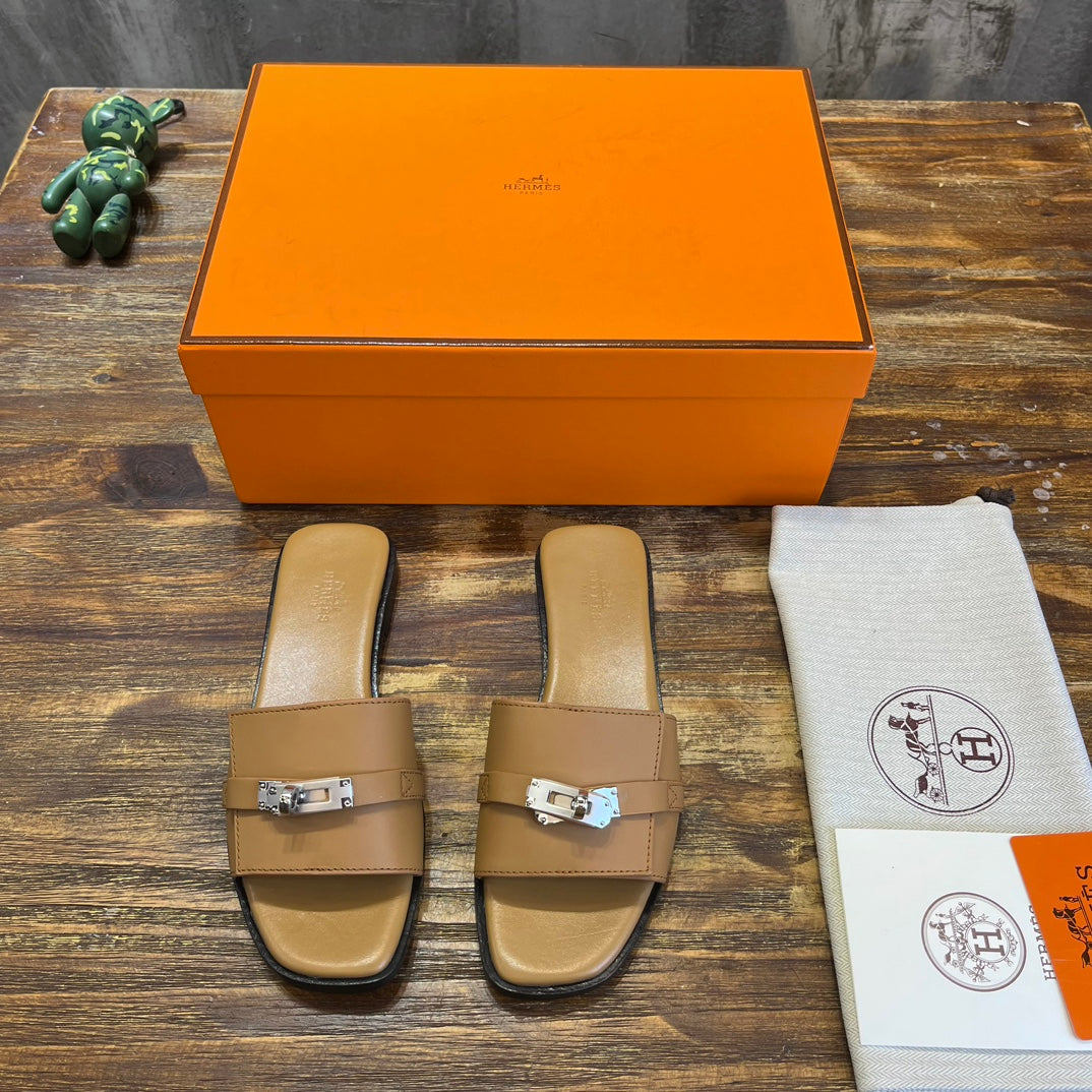 Luxury Shoes - Top QualityS - 300