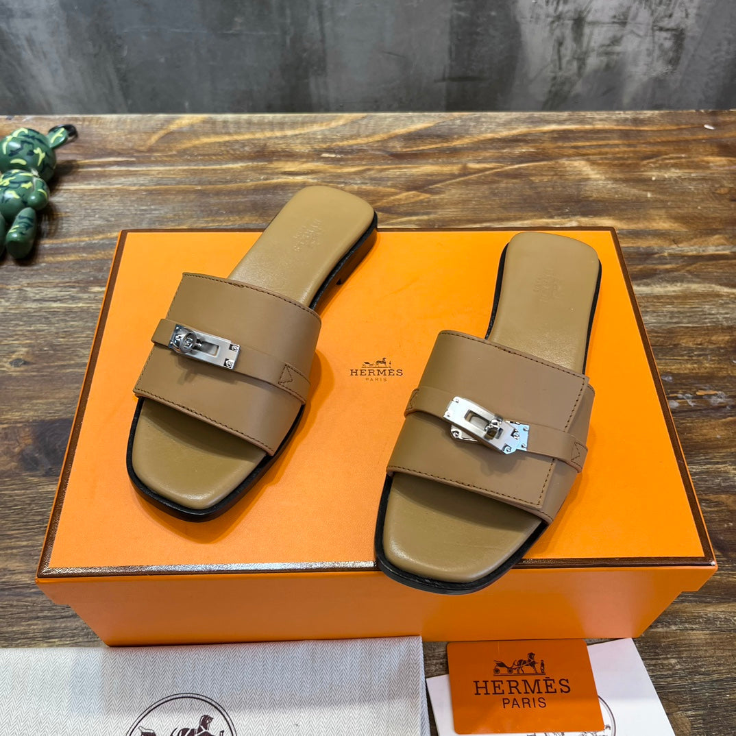 Luxury Shoes - Top QualityS - 300