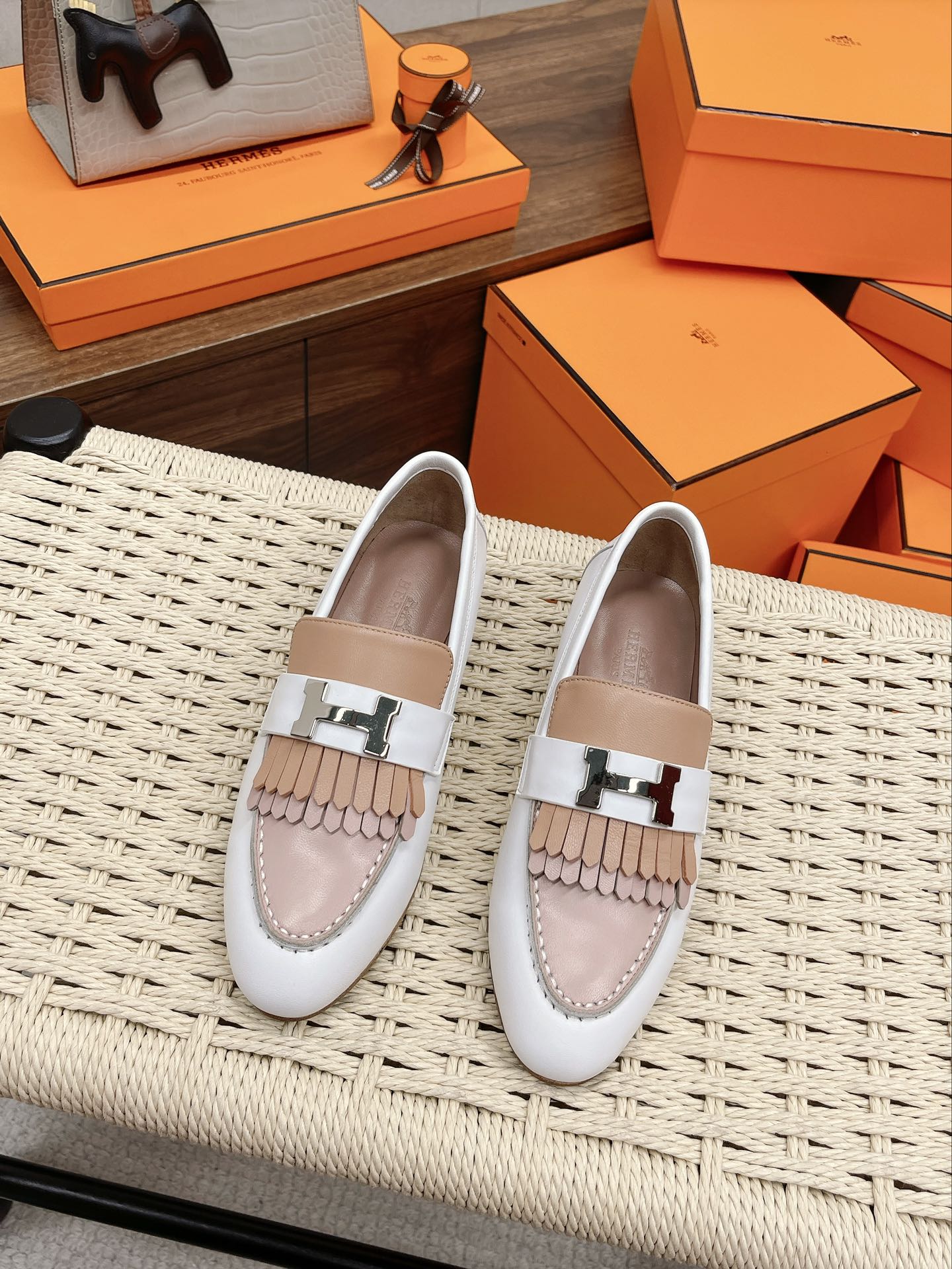 Luxury Shoes - Top QualityS - 140