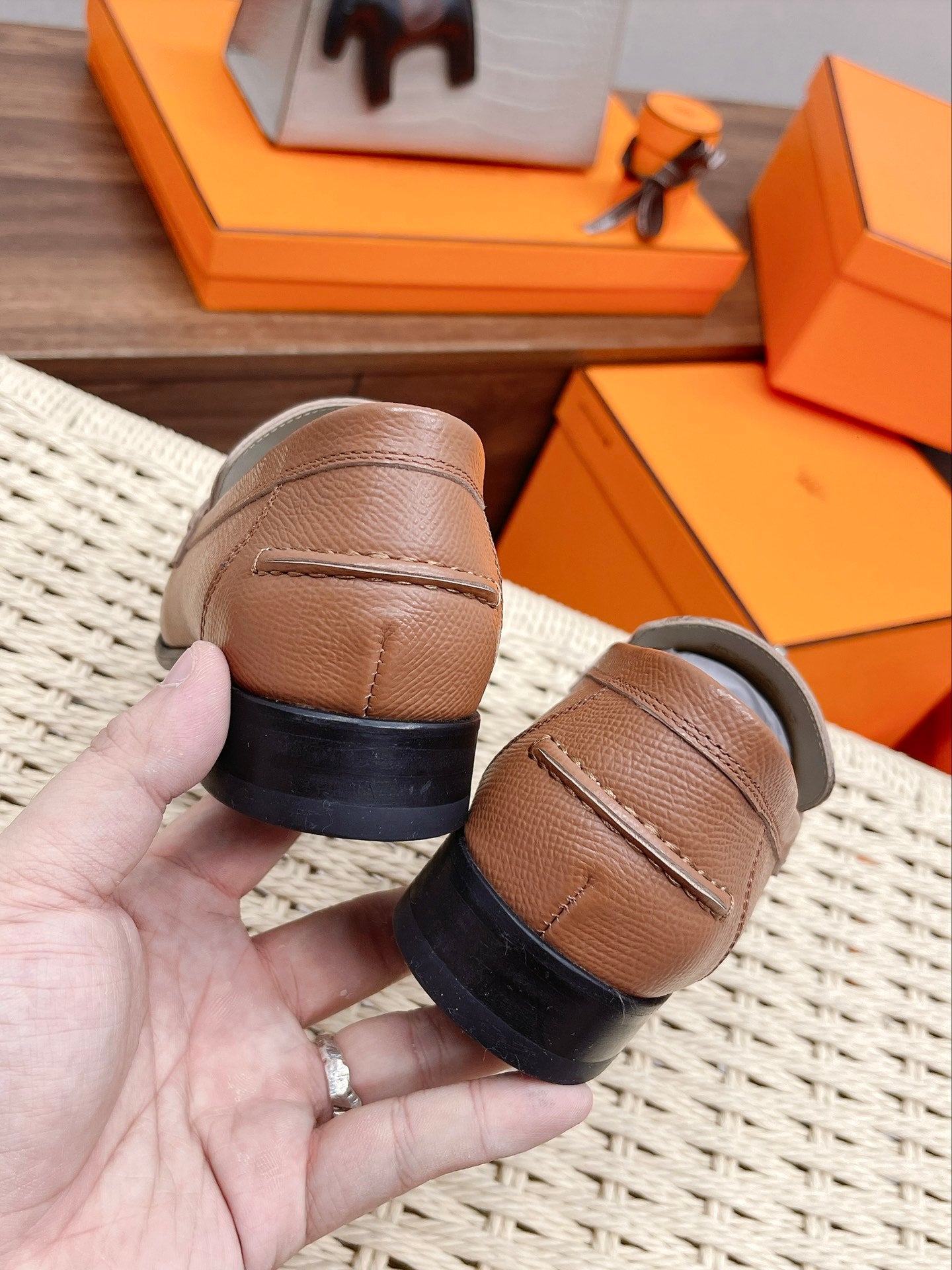 Luxury Shoes - Top QualityS - 132