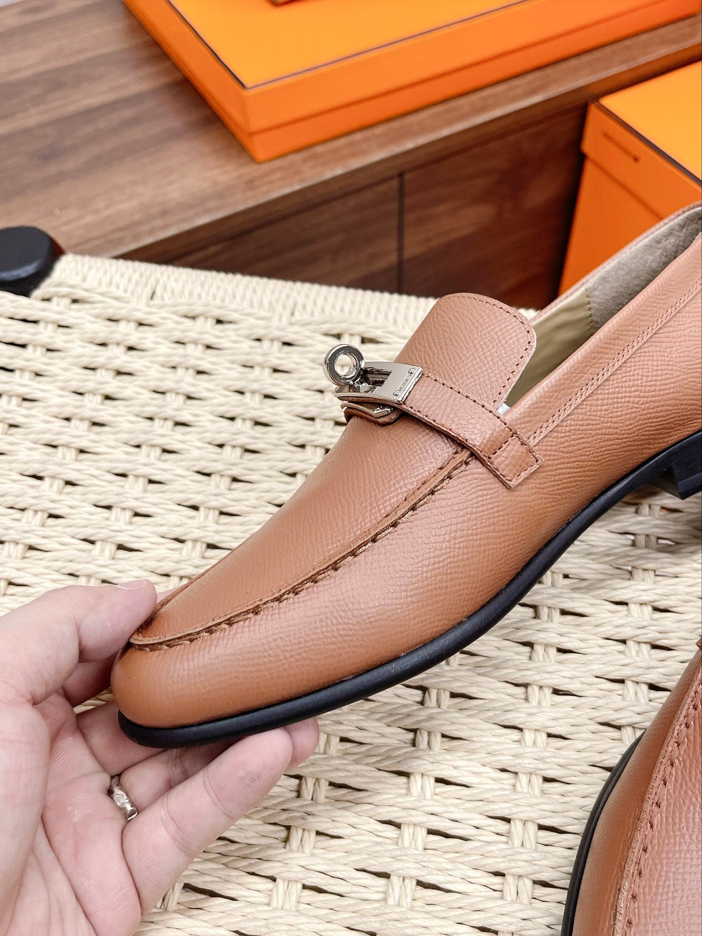 Luxury Shoes - Top QualityS - 132