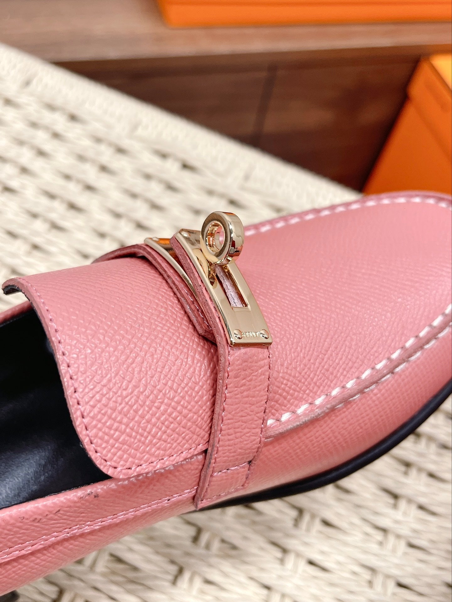 Luxury Shoes - Top QualityS - 130