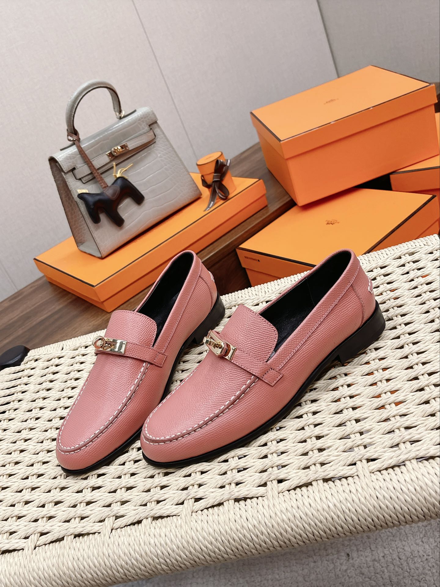 Luxury Shoes - Top QualityS - 130