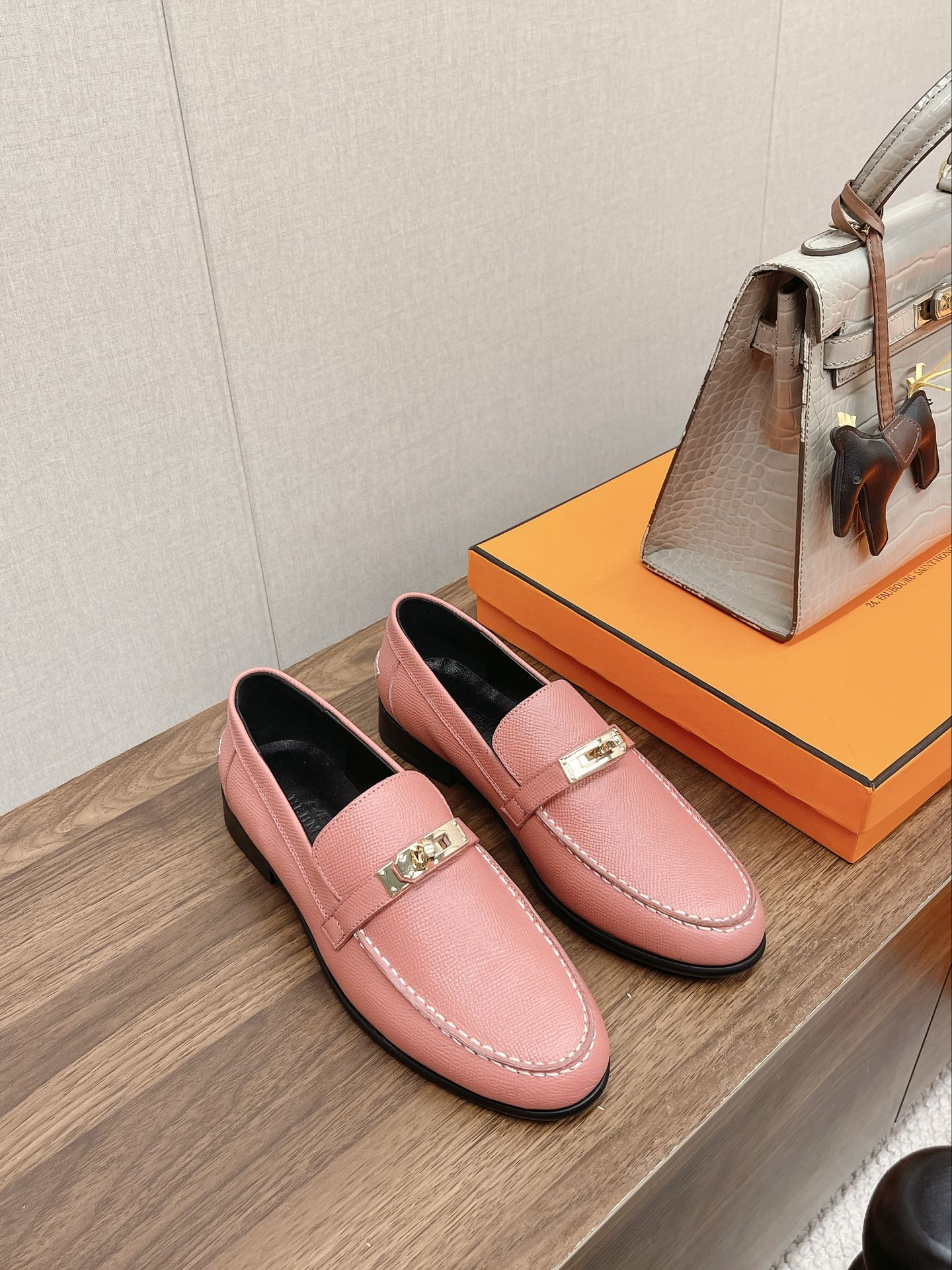 Luxury Shoes - Top QualityS - 130