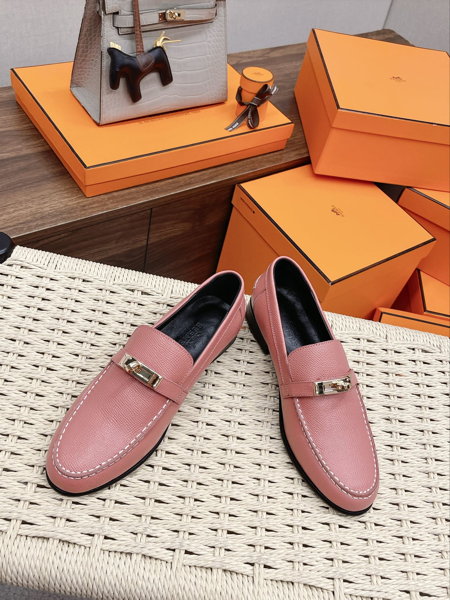 Luxury Shoes - Top QualityS - 130