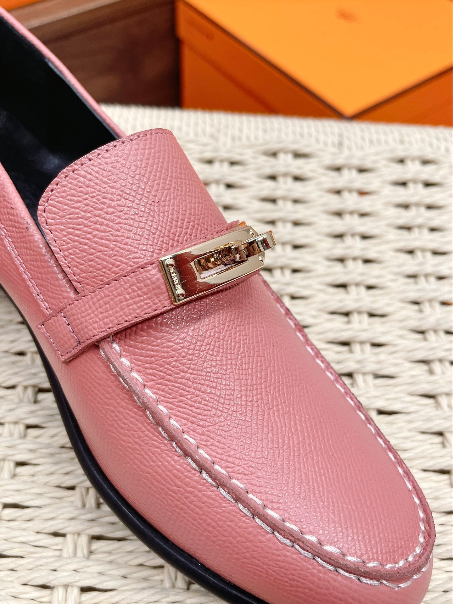 Luxury Shoes - Top QualityS - 130