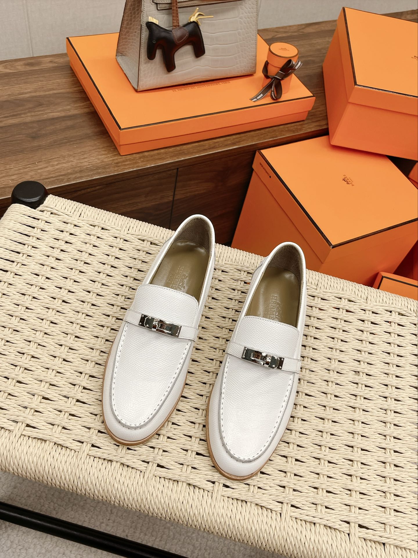 Luxury Shoes - Top QualityS - 129