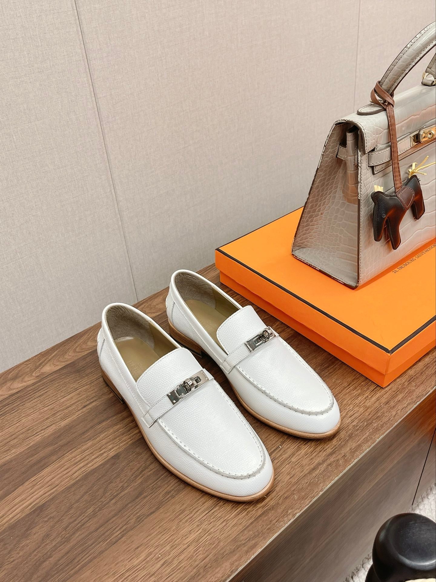 Luxury Shoes - Top QualityS - 129