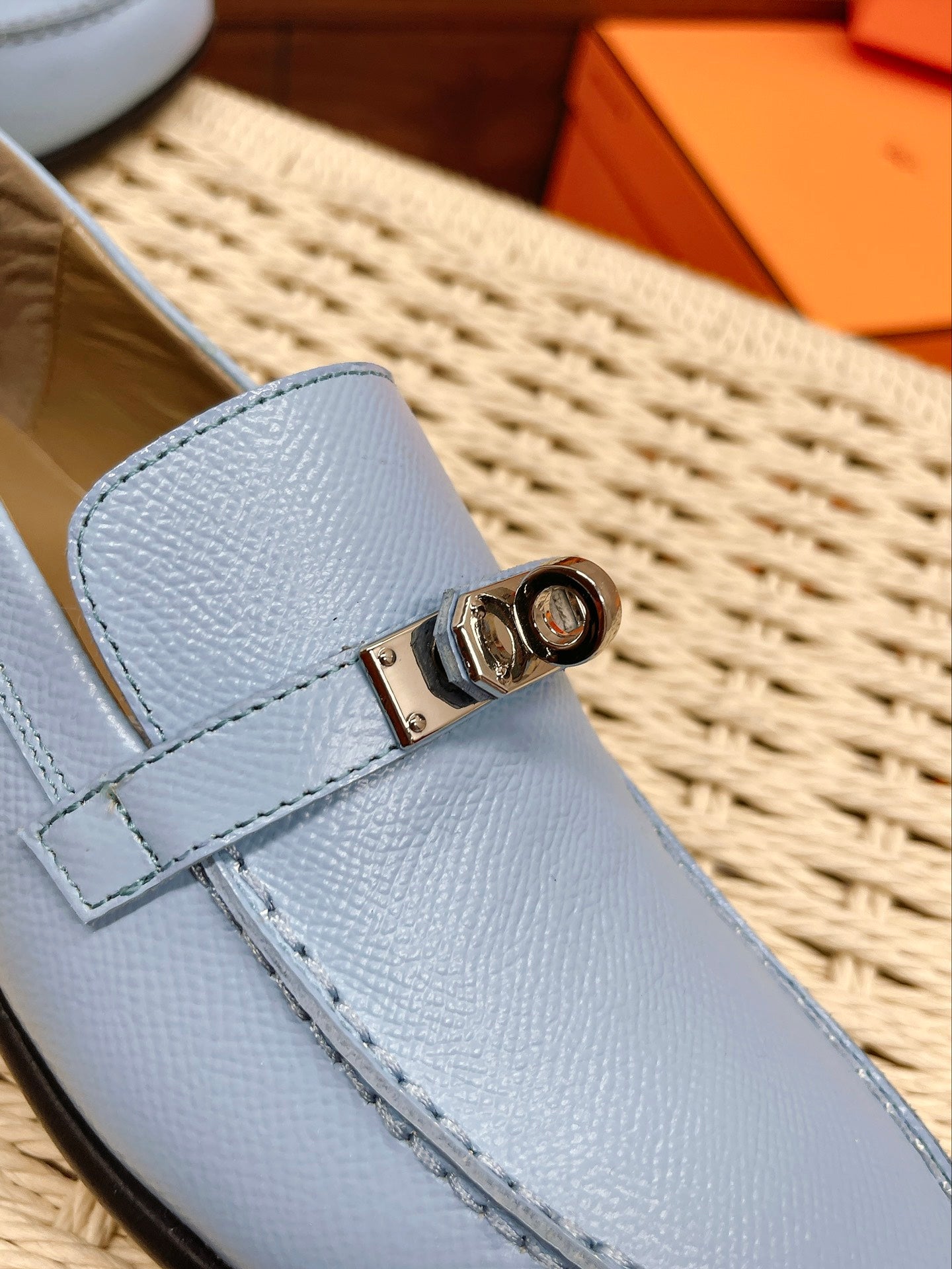 Luxury Shoes - Top QualityS - 128
