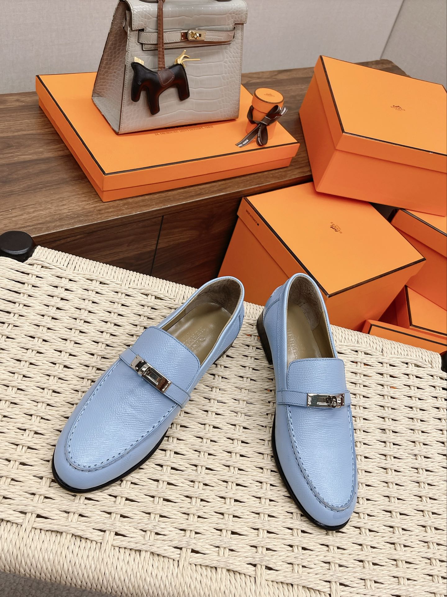 Luxury Shoes - Top QualityS - 128