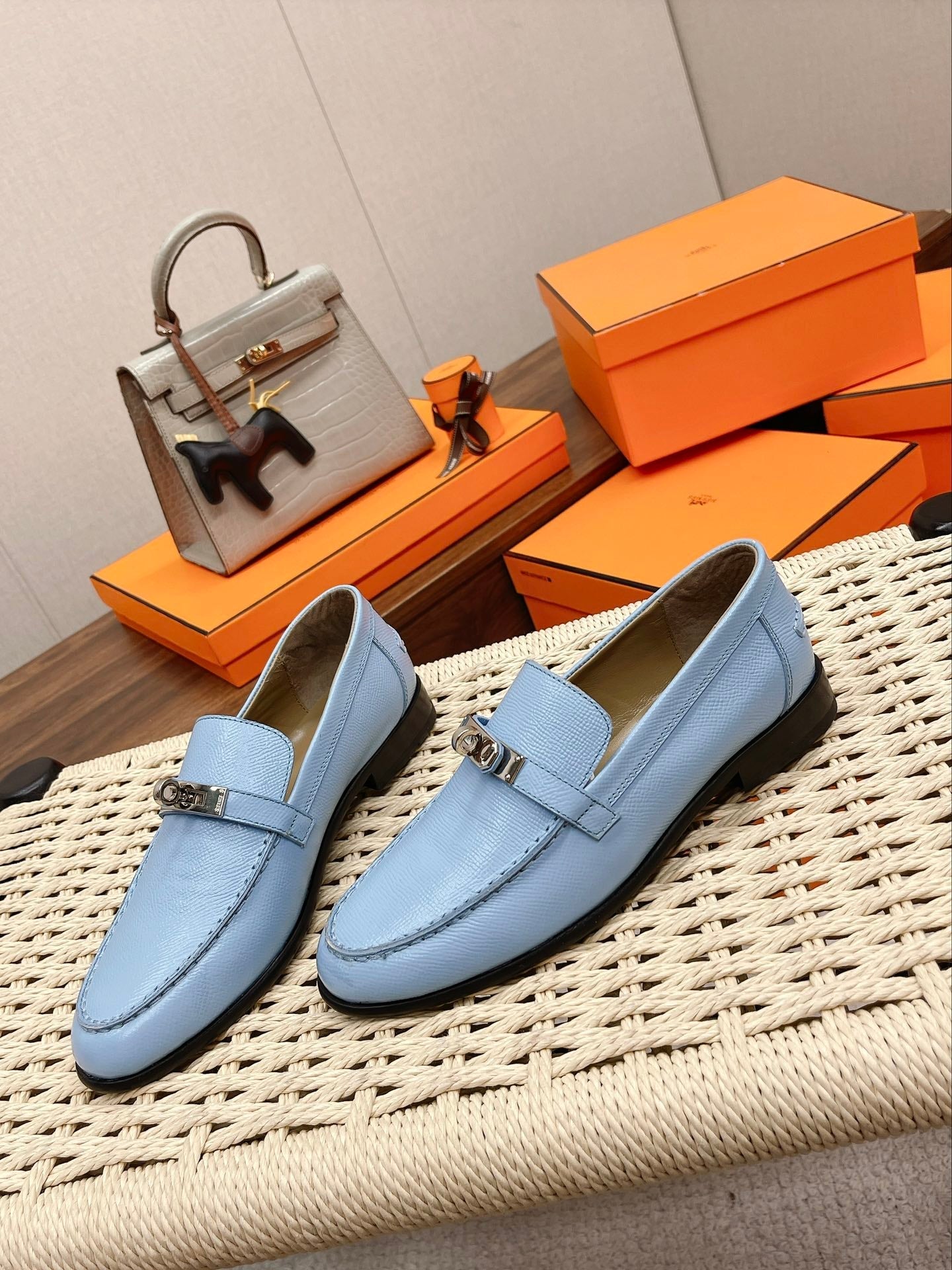 Luxury Shoes - Top QualityS - 128