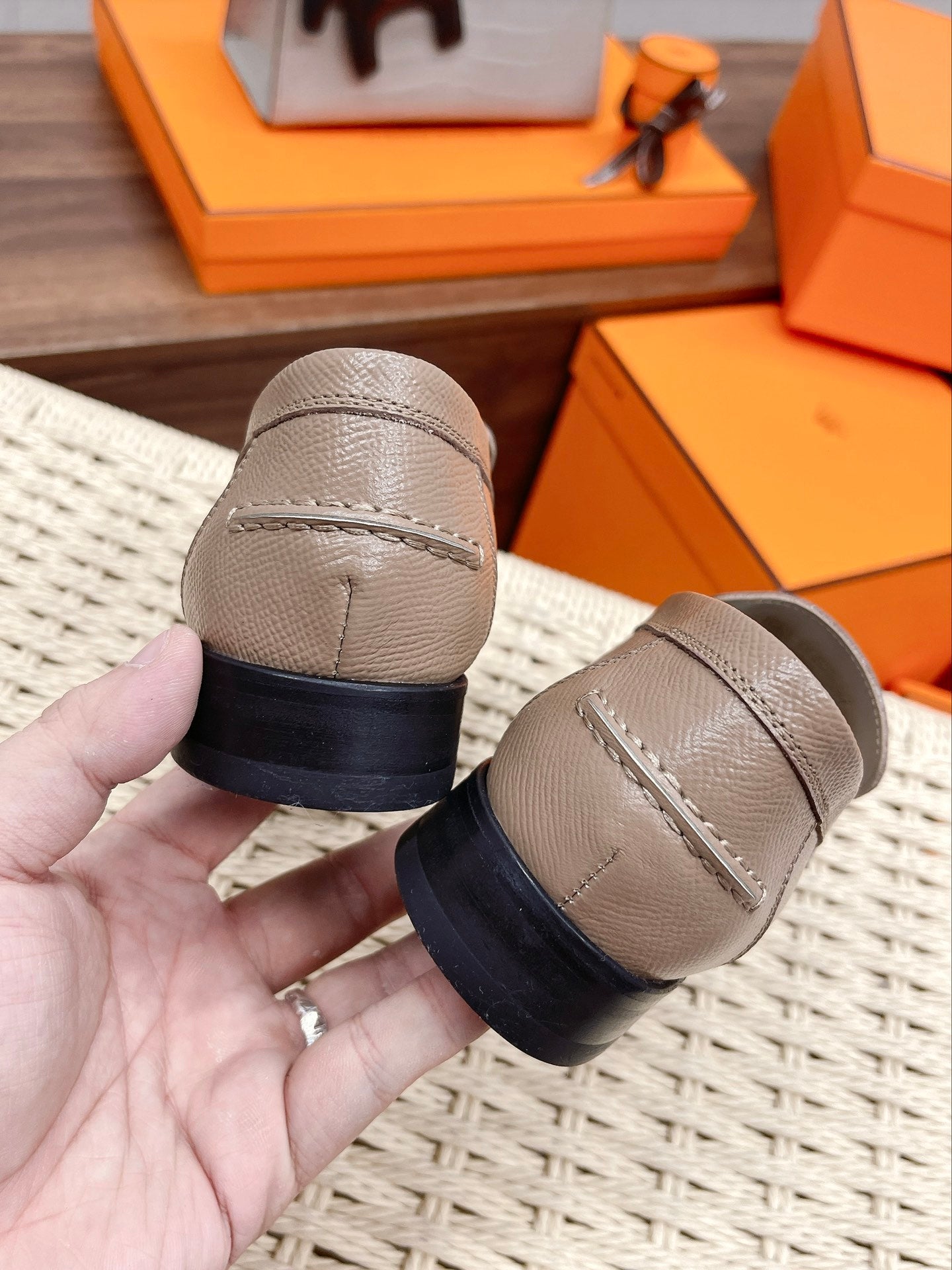 Luxury Shoes - Top QualityS - 137