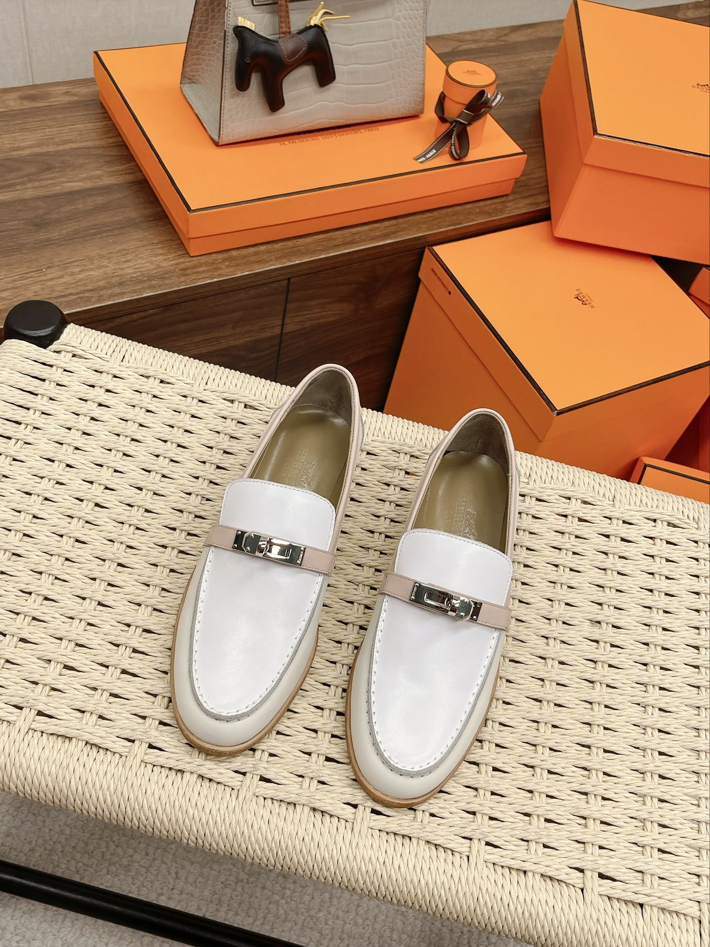 Luxury Shoes - Top QualityS - 135