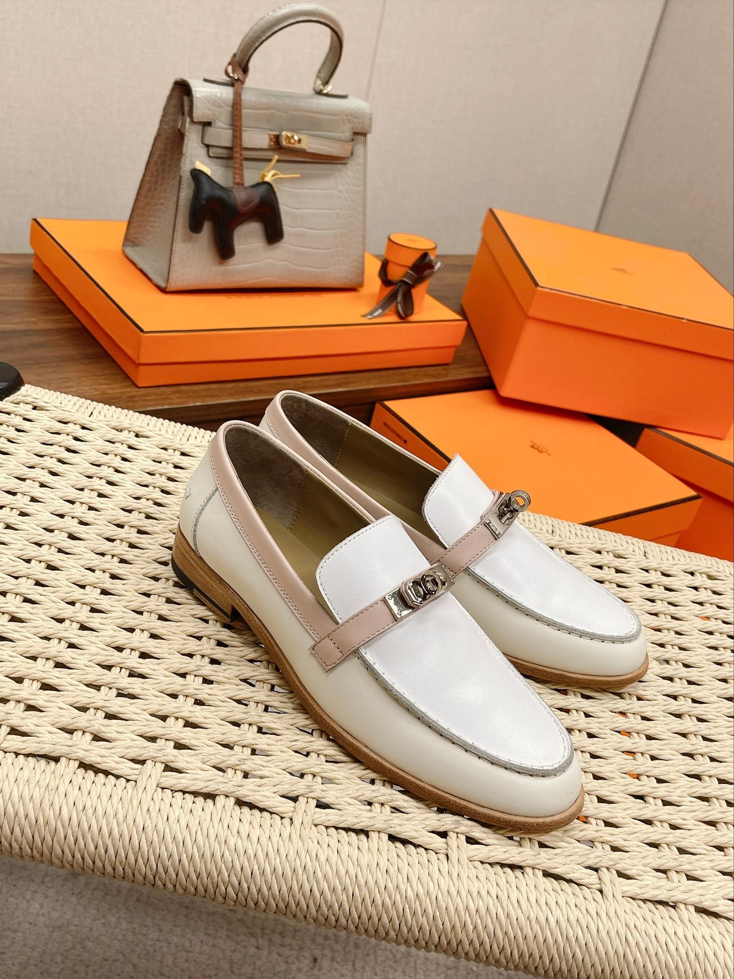 Luxury Shoes - Top QualityS - 135