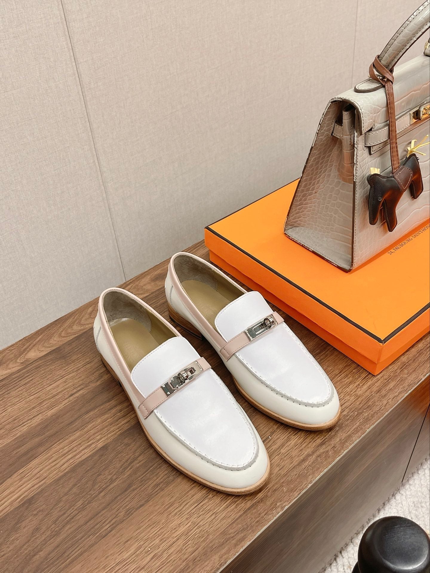 Luxury Shoes - Top QualityS - 135