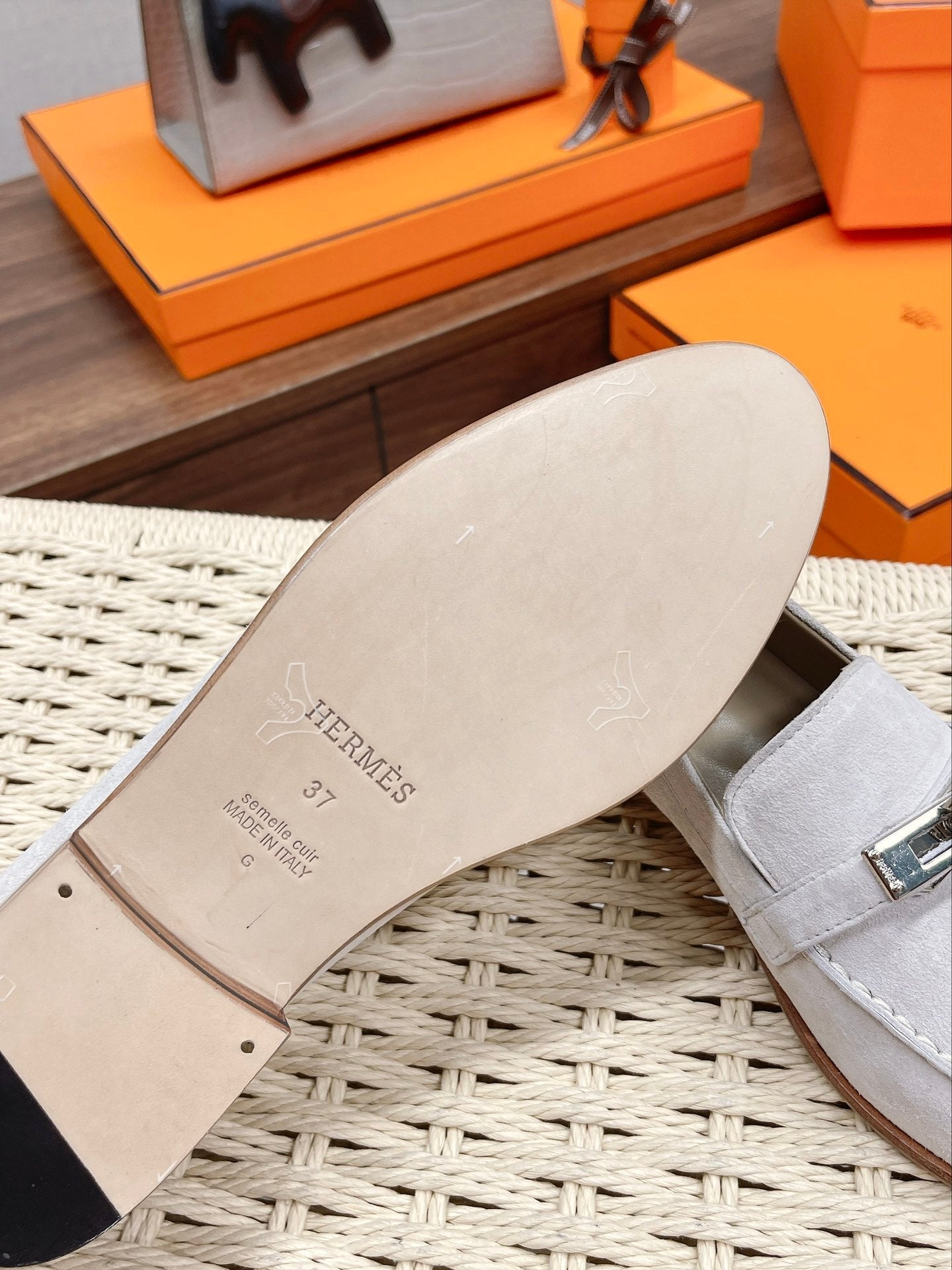 Luxury Shoes - Top QualityS - 134