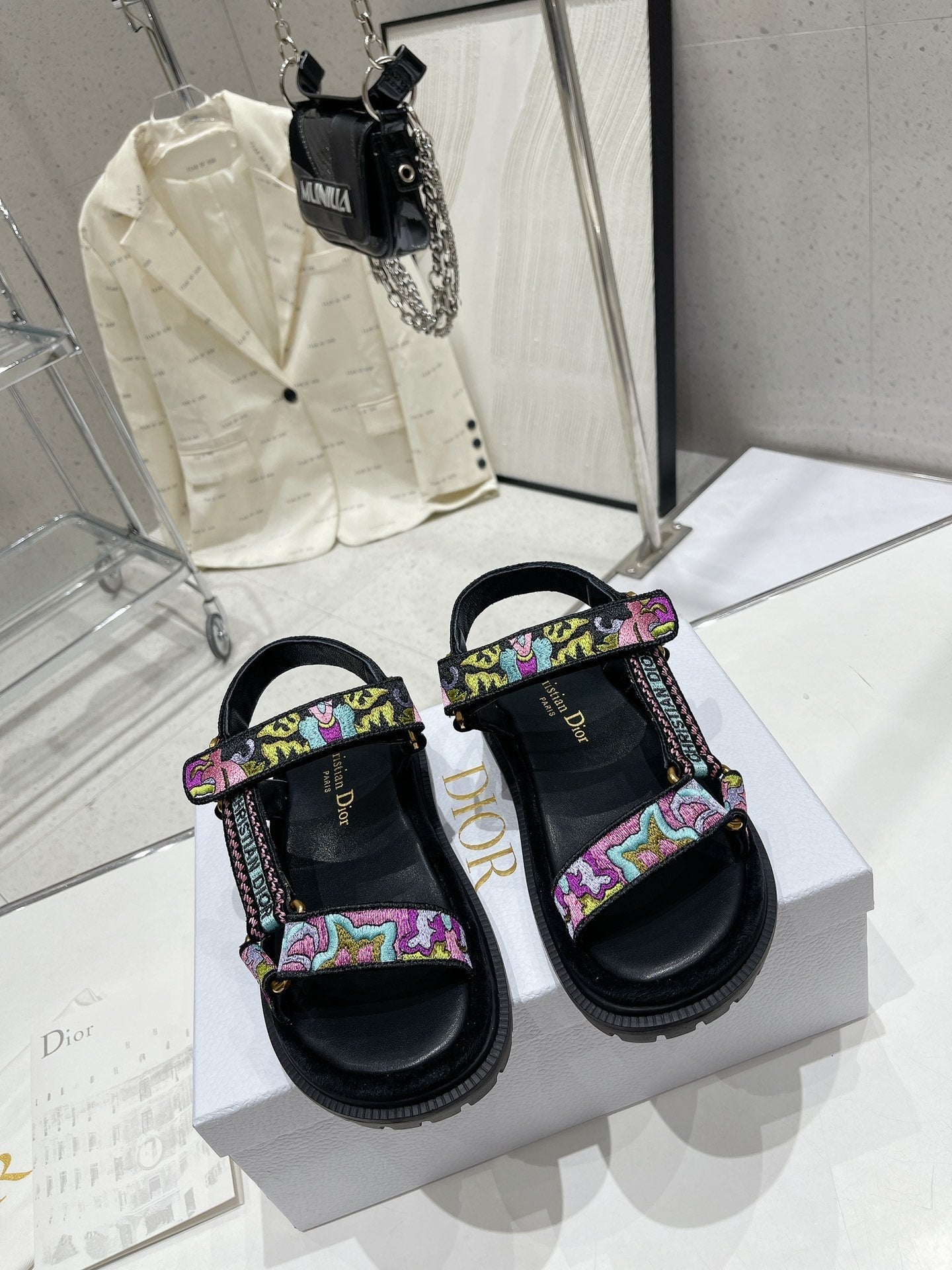 Luxury Shoes - Top QualityR - 144