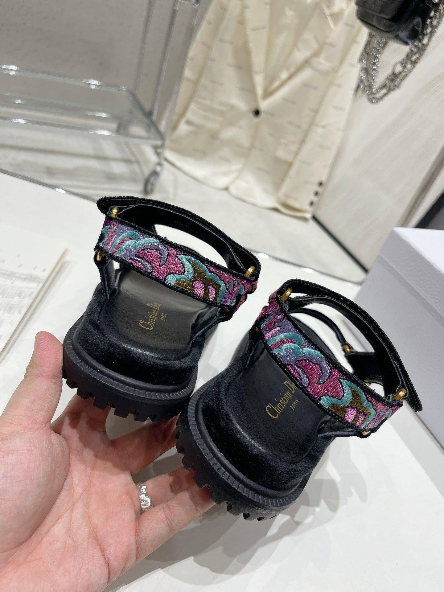 Luxury Shoes - Top QualityR - 144