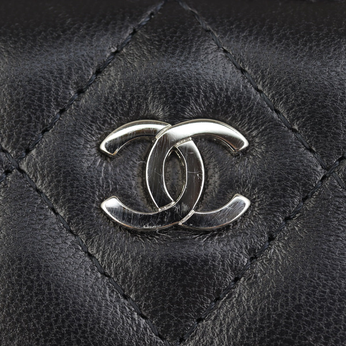 Chanel Classic CC Zip Around Organiser Wallet | Black