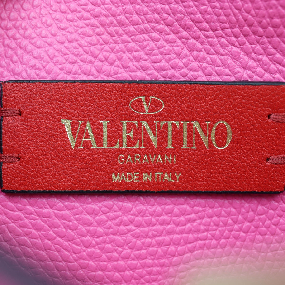 Valentino VLogo Chain Wallet