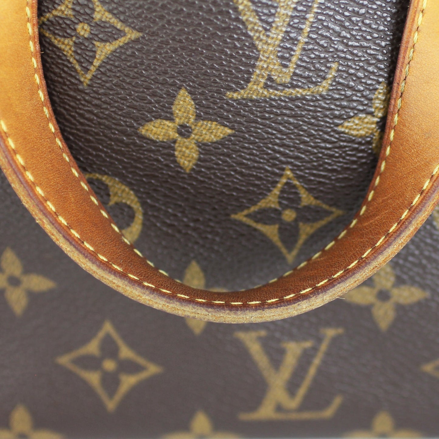 Louis Vuitton Batignolles Vertical PM Monogram