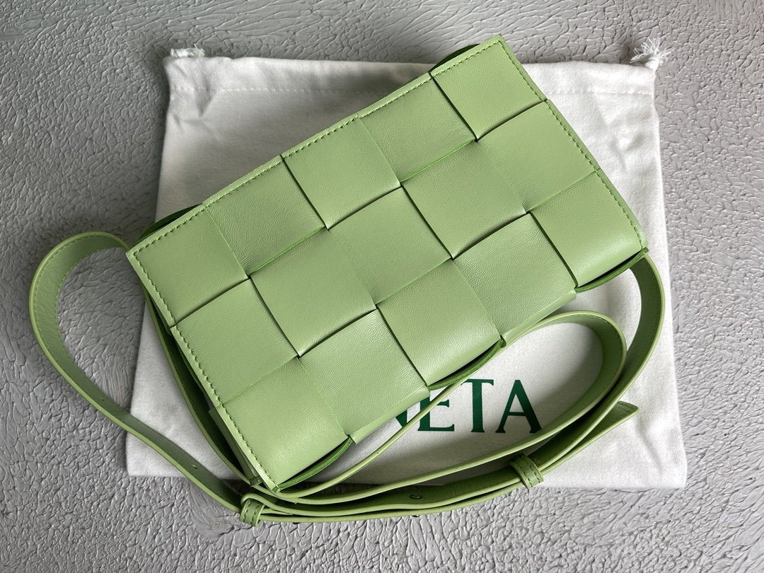 Top Quality Cassette Light Green, For Women, Women’s Bags 9.1in/23cm