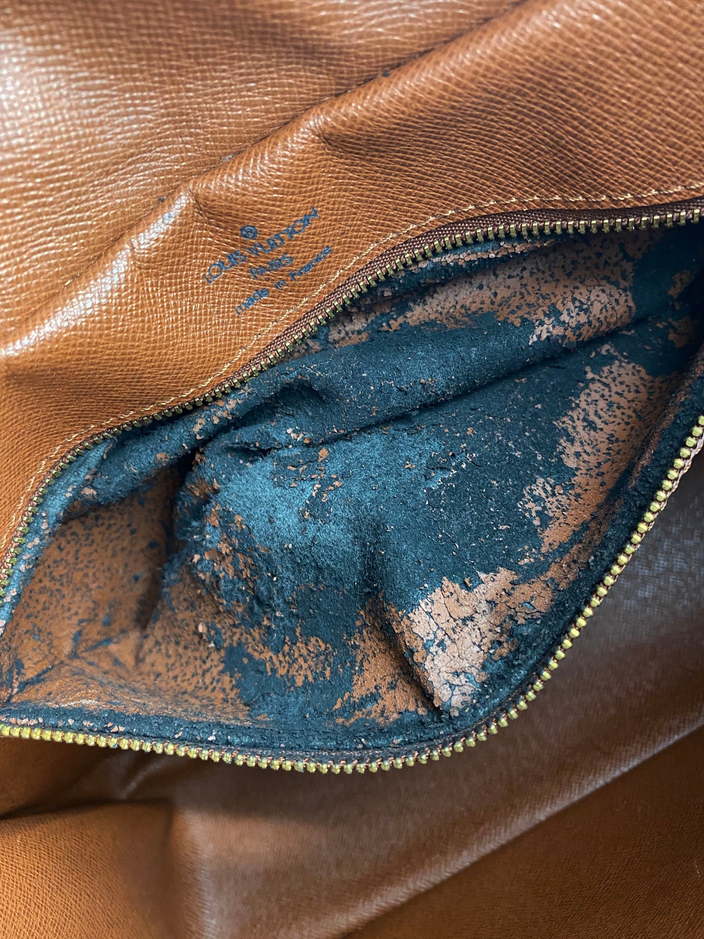 Louis Vuitton   Bagatelle Bag