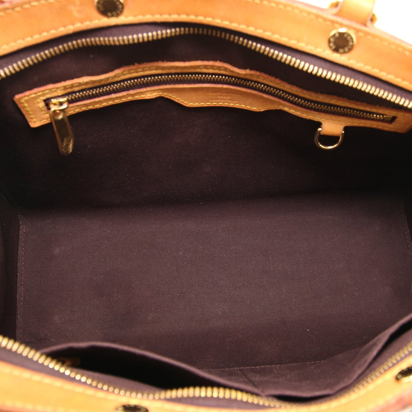 Louis Vuitton Brea Vernis MM