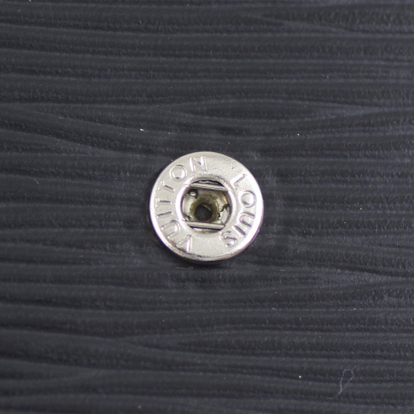 Louis Vuitton Medium Ring Agenda Cover