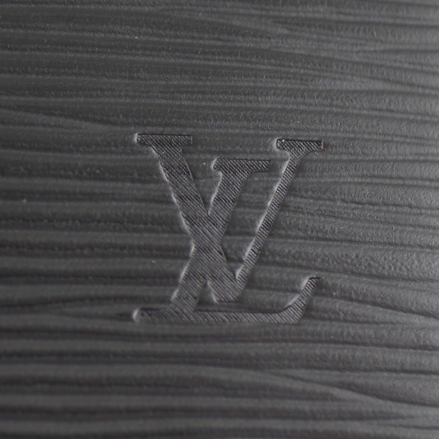 Louis Vuitton Medium Ring Agenda Cover