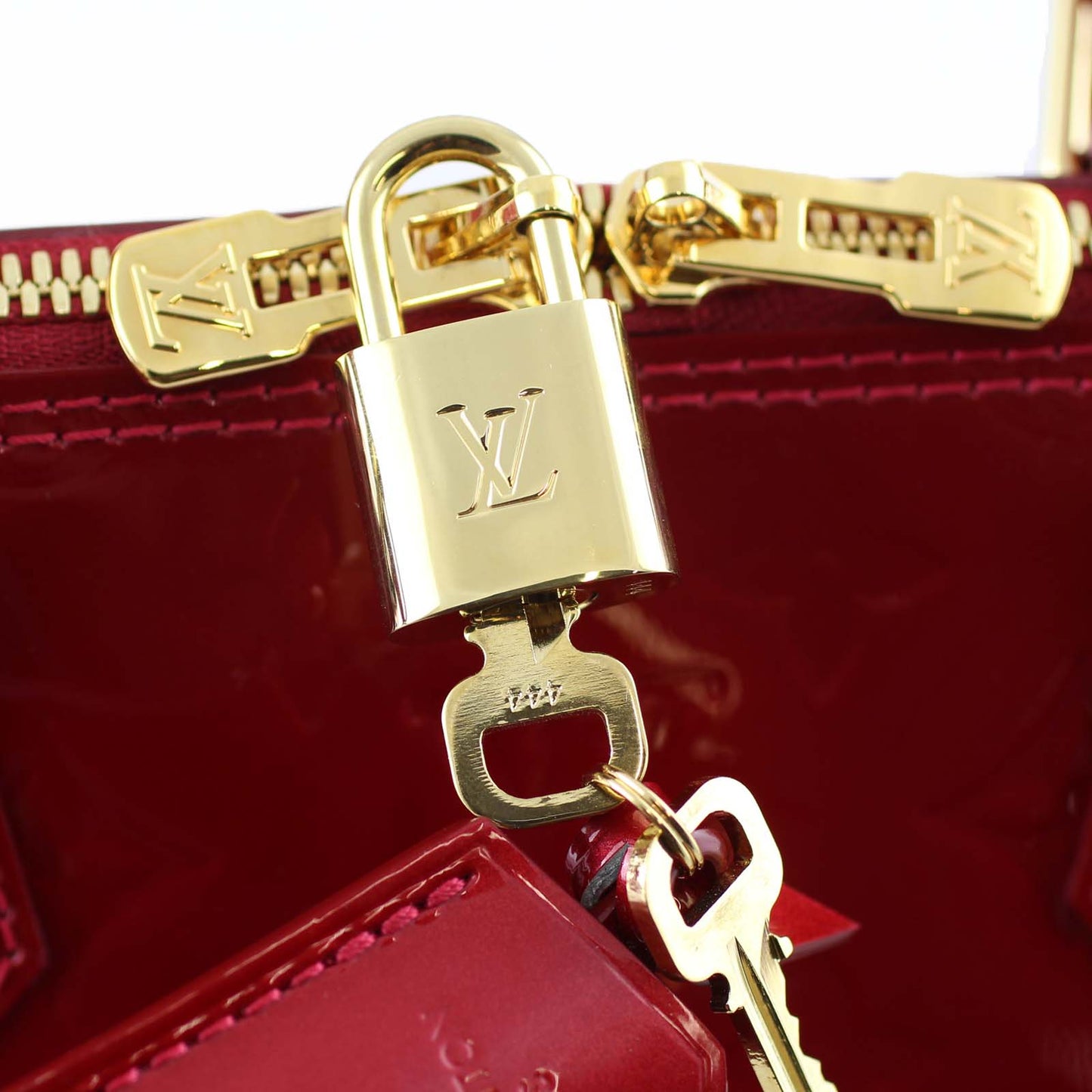Louis Vuitton Alma MM Vernis Pomme d’Amour