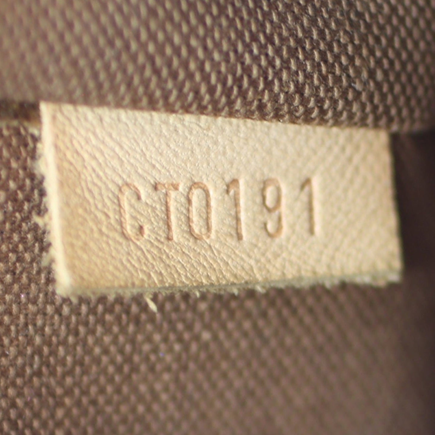 Louis Vuitton Alma PM Monogram | Key Clochette Gold