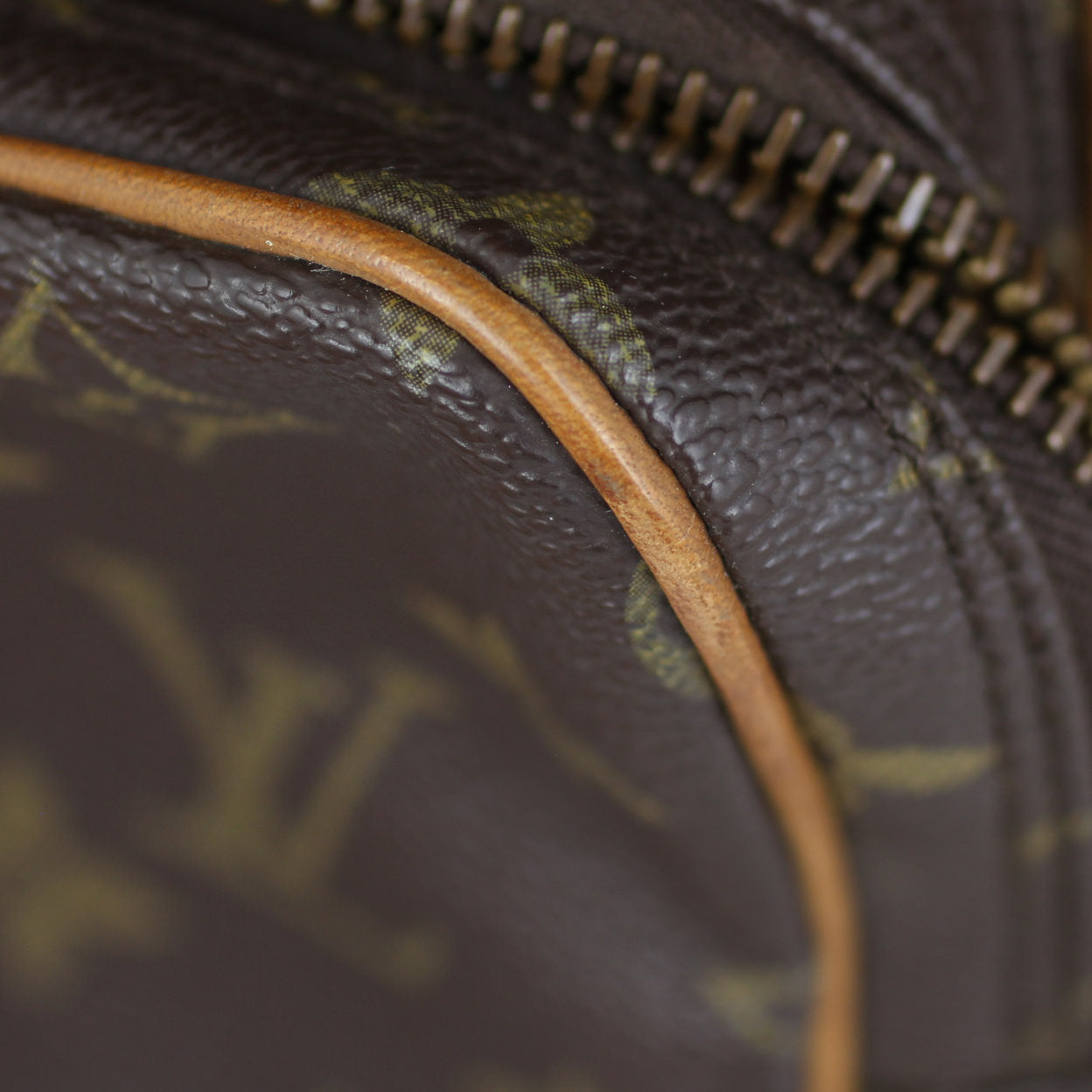 Louis Vuitton Amazone Monogram | Gold